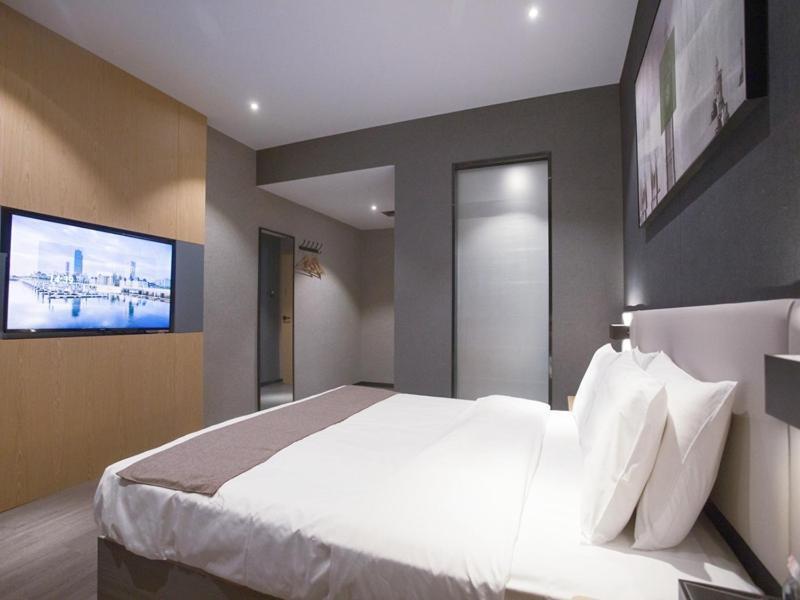 Thank Inn Chain Hotel Hunan Huaihua Hecheng District South High Speed Rail Station Zewnętrze zdjęcie